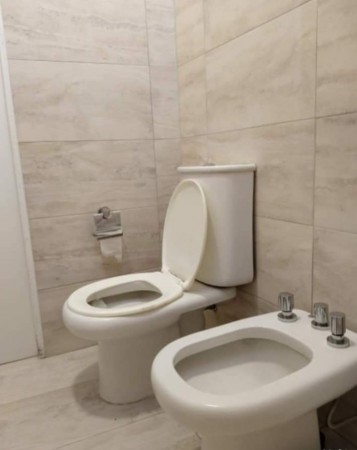 PH AL FONDO POR PASILLO, EXCELENTE ESTADO CON PORTERO ELECTRICO