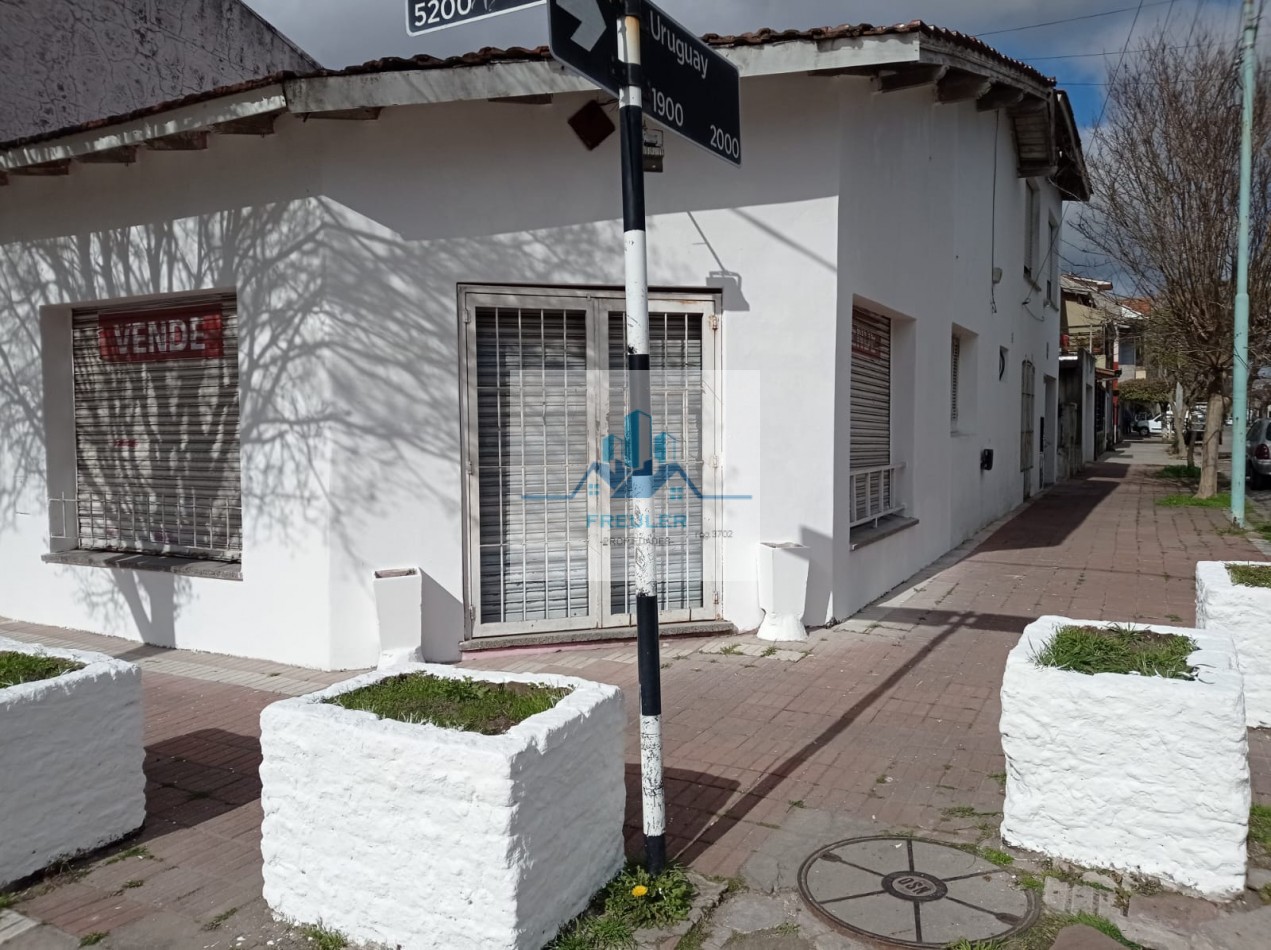 Local con vivienda a la Venta, Acepta Permuta o Financiacion