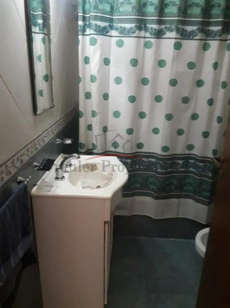 DEPARTAMENTO A LA VENTA 3 AMBIENTES C/ BALCON CORRIDO A LA CALLE ** Urgencia de venta por viaje**