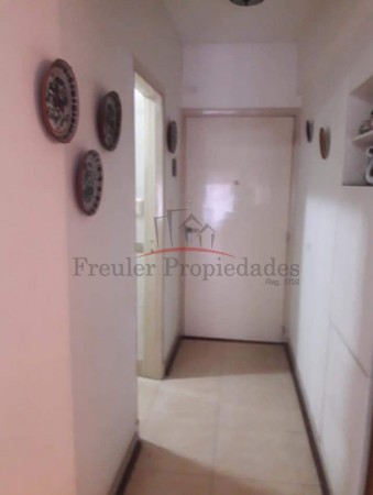 DEPARTAMENTO A LA VENTA 3 AMBIENTES C/ BALCON CORRIDO A LA CALLE ** Urgencia de venta por viaje**