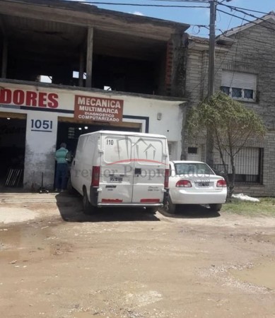 LOCALES Y LOSA ,IDEAL VARIOS EMPRENDIMIENTOS