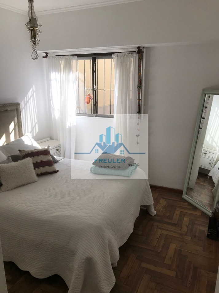 Departamento 2 ambientes con patio a la venta
