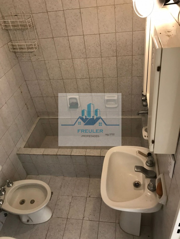 Departamento 2 ambientes con patio a la venta