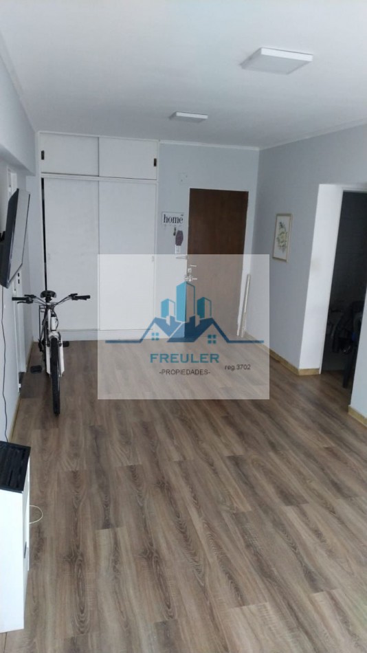 Departamento 2 ambientes con patio a la venta