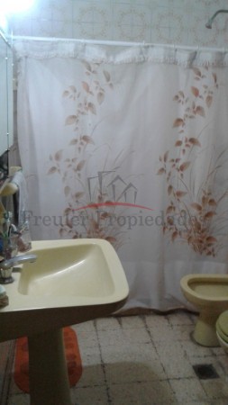 Chalet con quincho a la Venta 