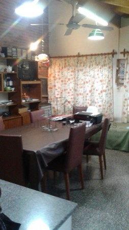 Chalet con quincho a la Venta 